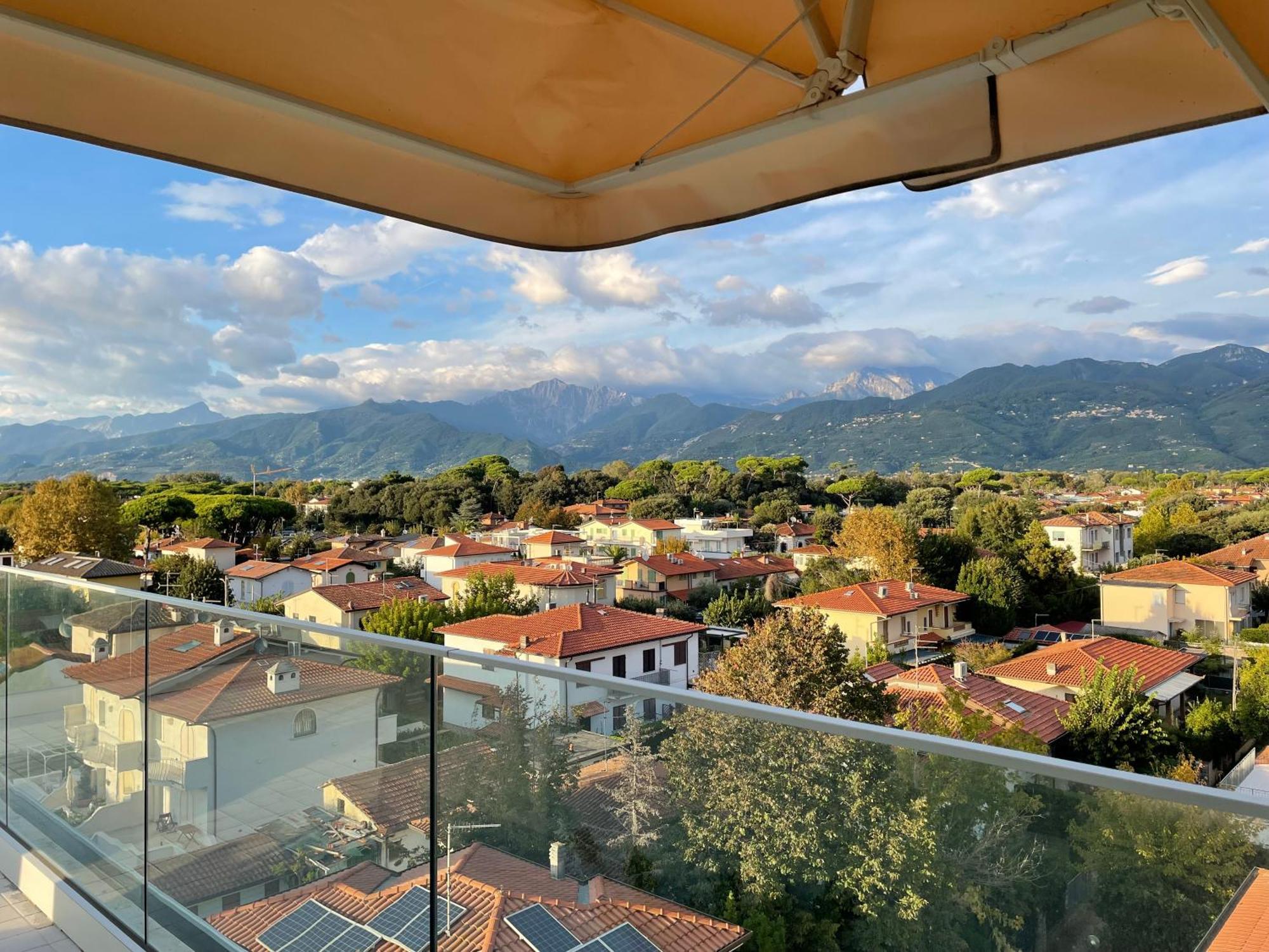 Hotel Villa Barsanti Пьетразанта Экстерьер фото